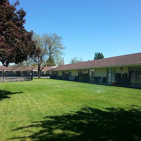 Colwell Motor Inn Ritzville Exterior photo