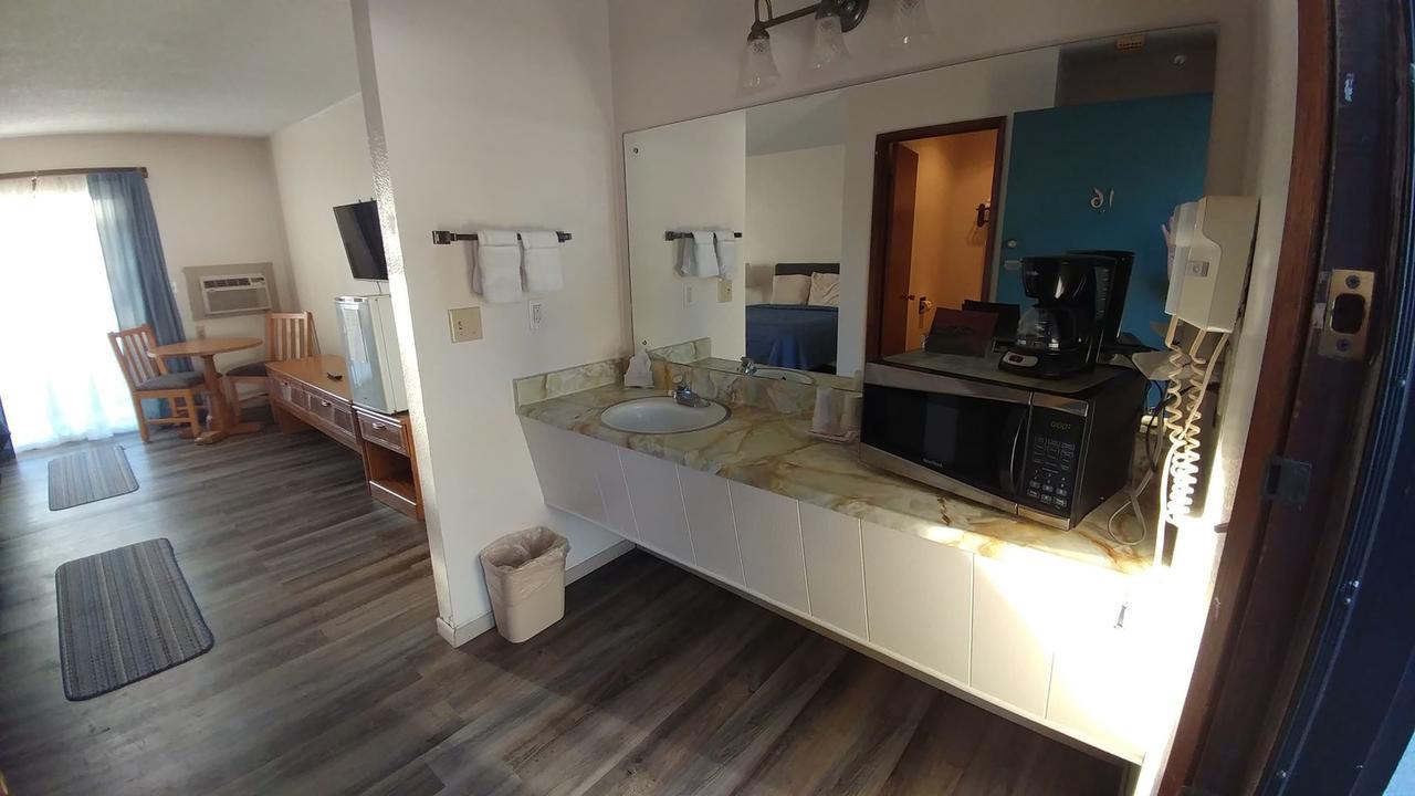 Colwell Motor Inn Ritzville Exterior photo